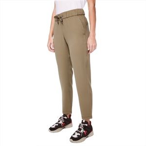 Lululemon On the Fly Pant Woven 28” 10